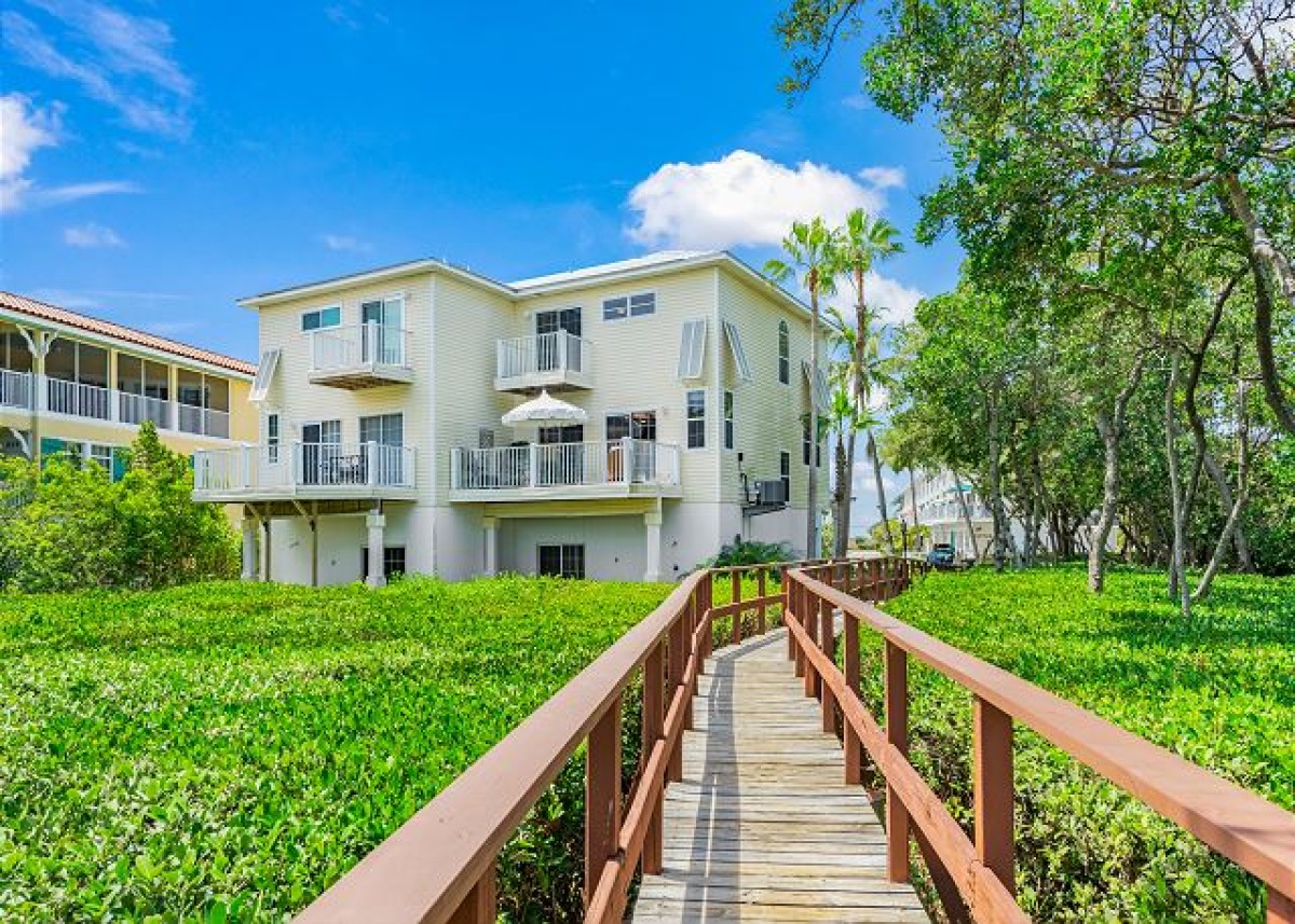 The Point at Bermuda Bay Club Bradenton Beach, FL Island Vacation