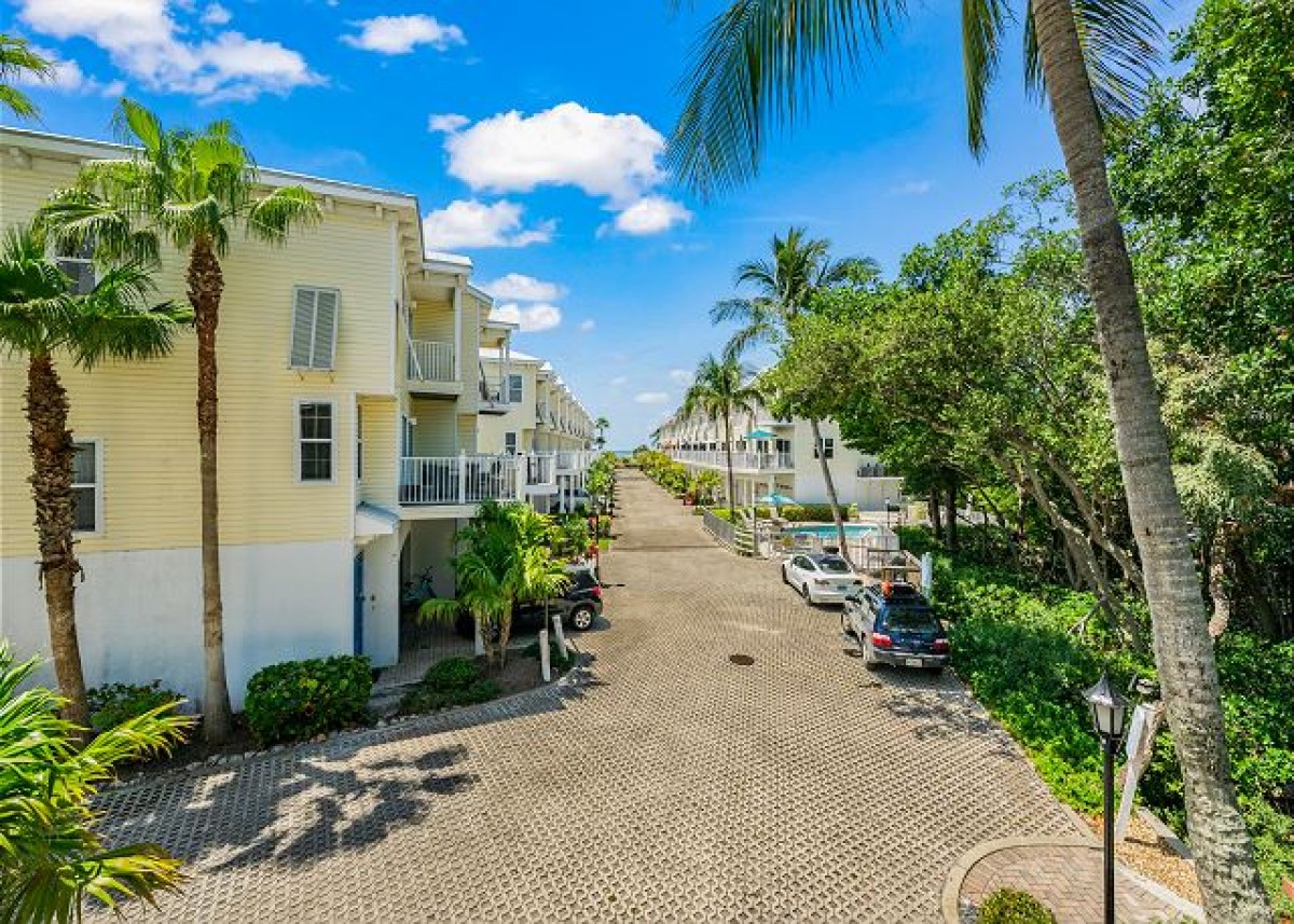 The Point at Bermuda Bay Club Bradenton Beach, FL Island Vacation