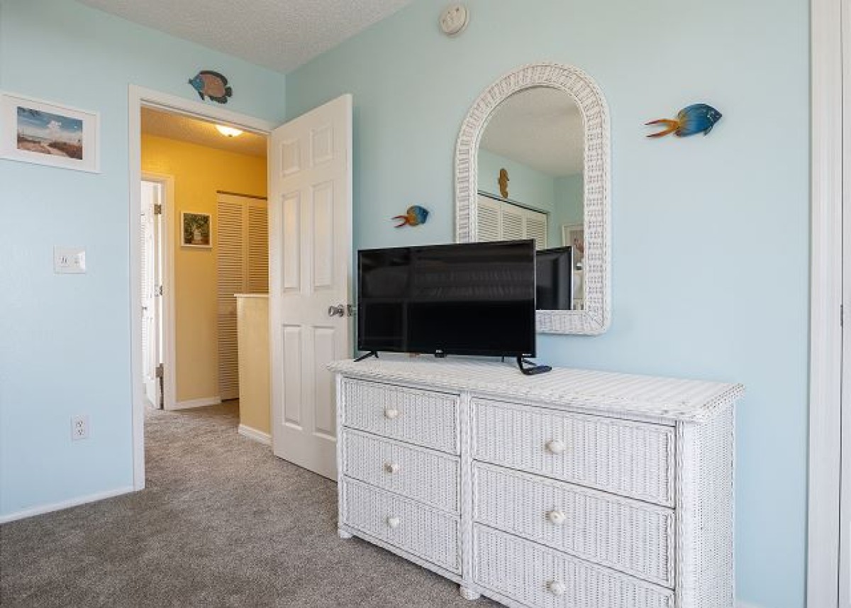 Fountainhead Condo 3 Holmes Beach, FL Island Vacation Properties