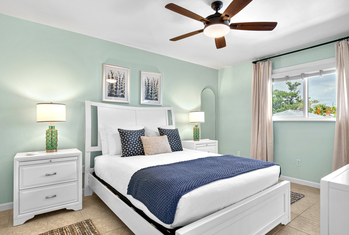 Island Vacation Properties-Sand & Sun A SIDE-1