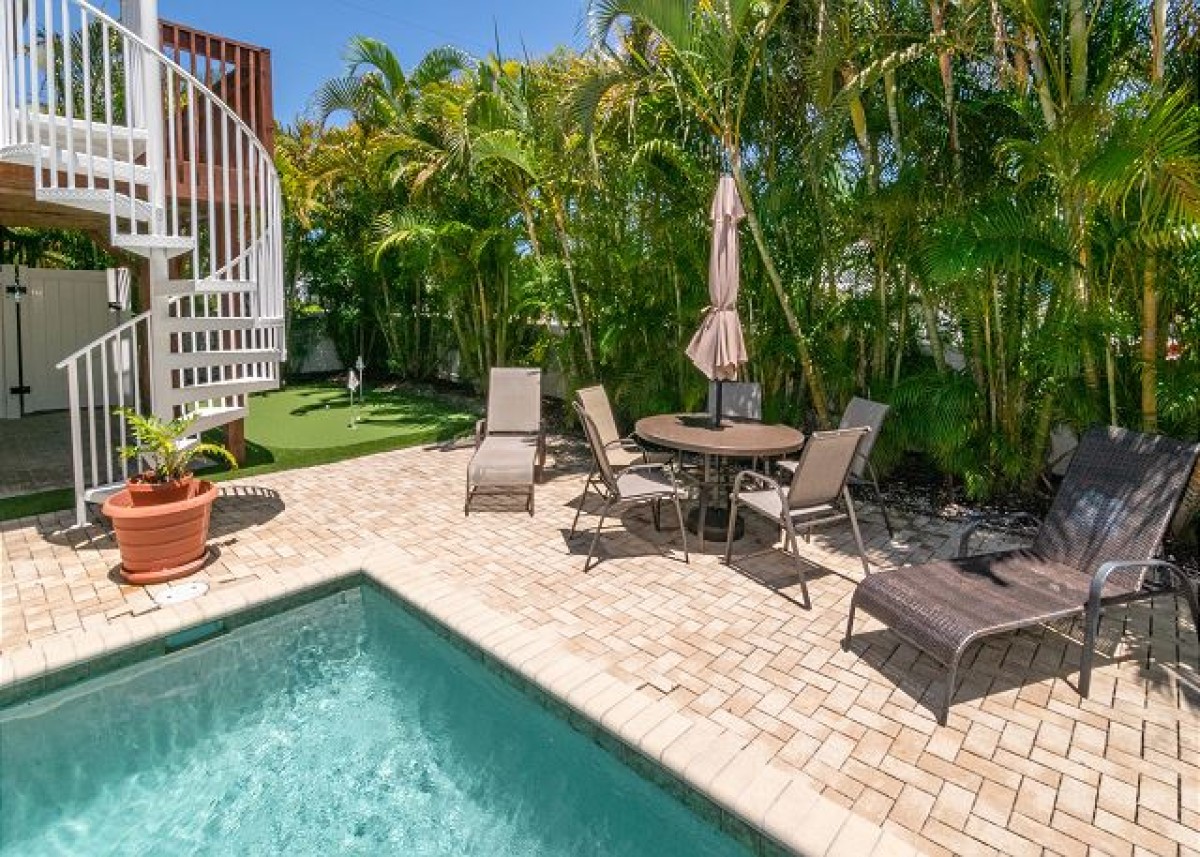 Island Vacation Properties-Peace 'n Paradise-1