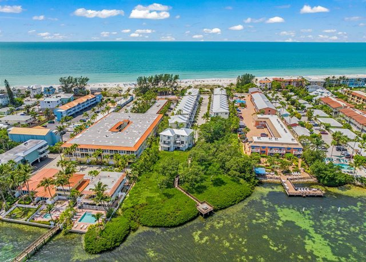 The Point at Bermuda Bay Club Bradenton Beach, FL Island Vacation