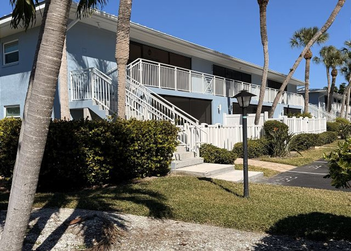 Island Vacation Properties-West Bay Cove 223-1