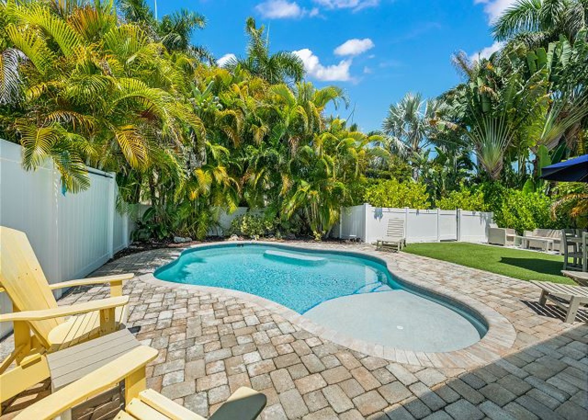 Island Vacation Properties-Escape to Serenity 2 Units -1