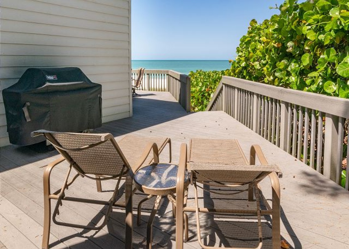 Franks Beach House Holmes Beach, FL Island Vacation Properties