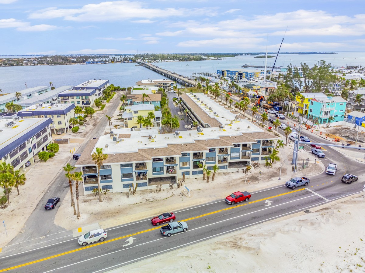 Island Vacation Properties-Bridgeport Condo 209-1