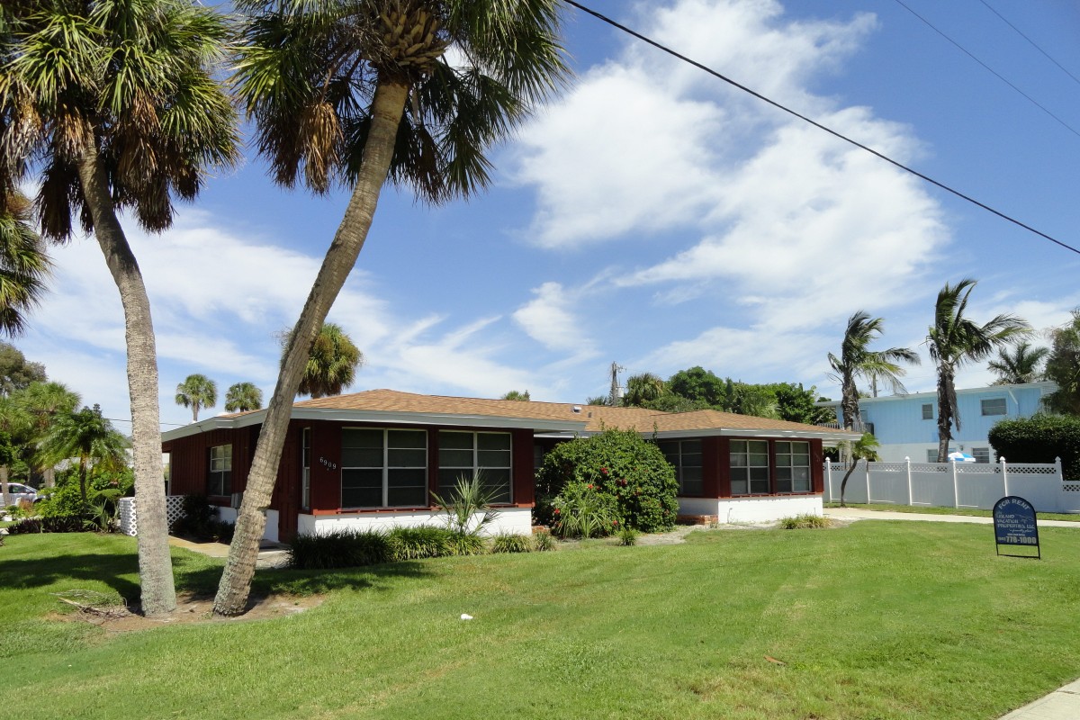 Island Vacation Properties-Bollinger Duplex  2 Units -1