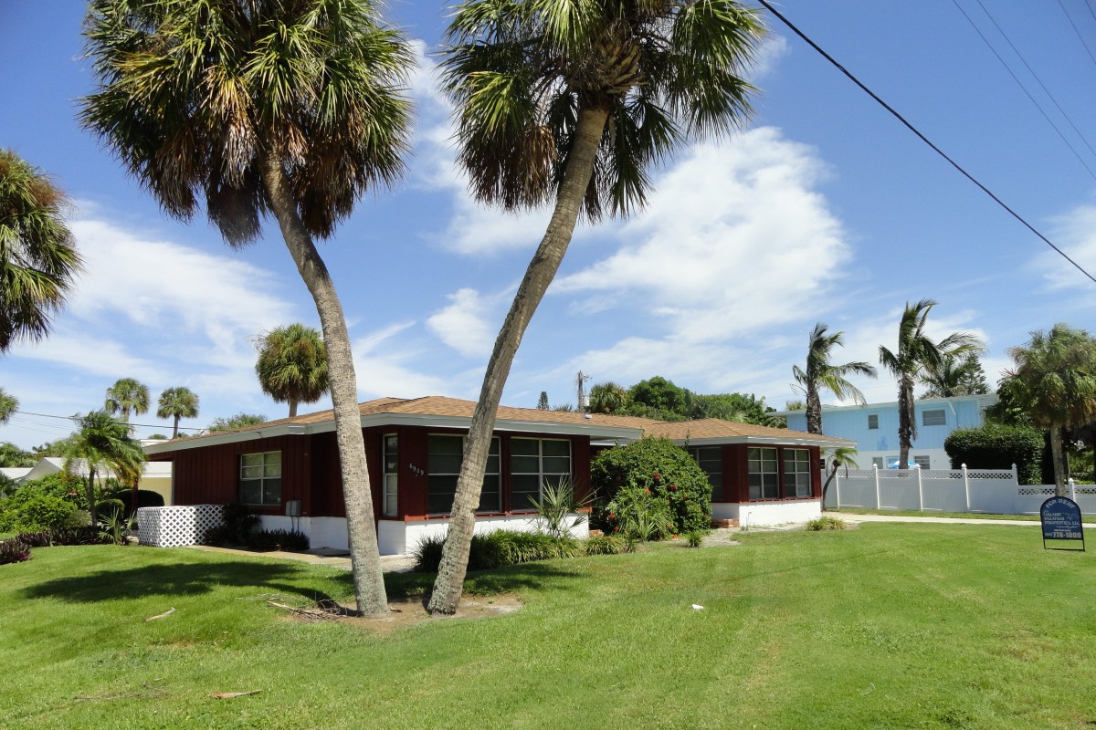 Island Vacation Properties-Bollinger Duplex, A-1