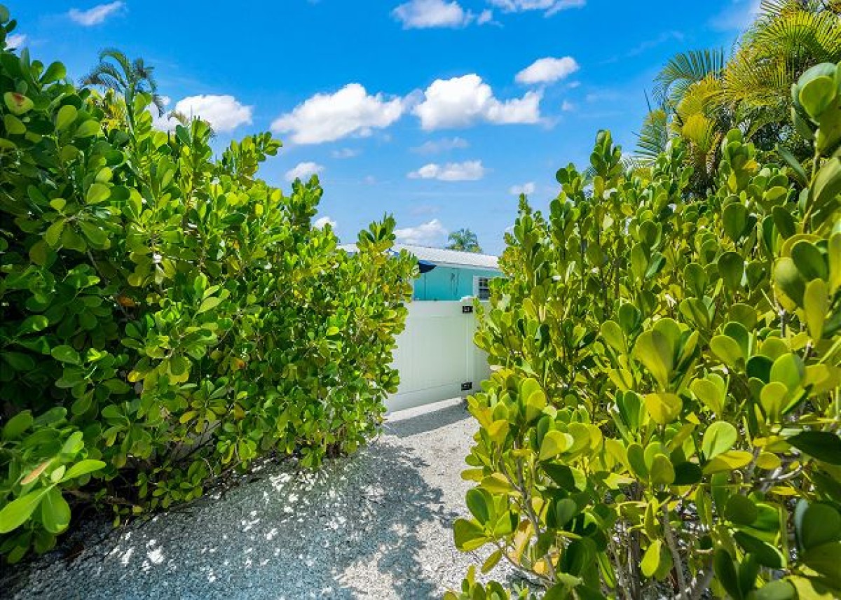 Escape to Serenity B Holmes Beach, FL Island Vacation Properties