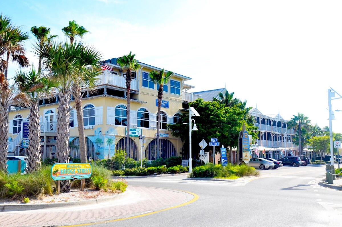 Strret Island historic-bridge-street | Island Vacation Properties