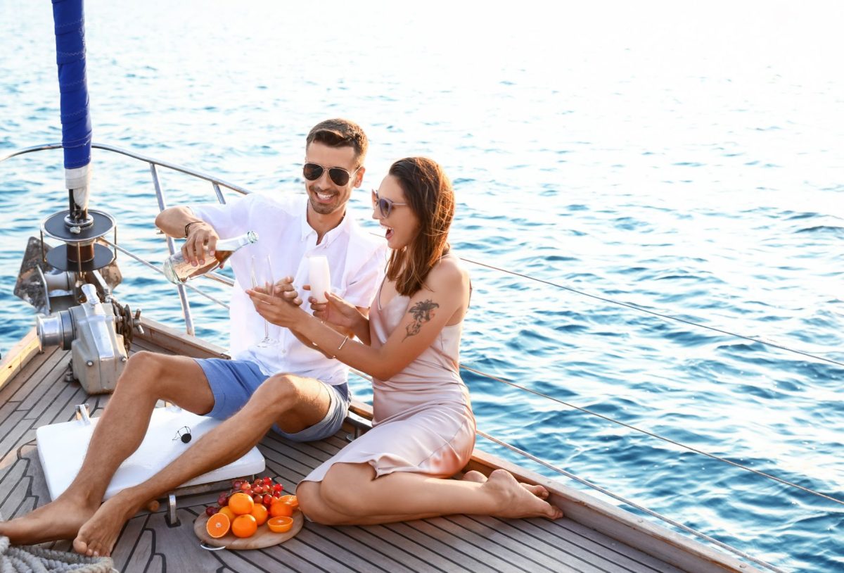 couple on romantic cruise